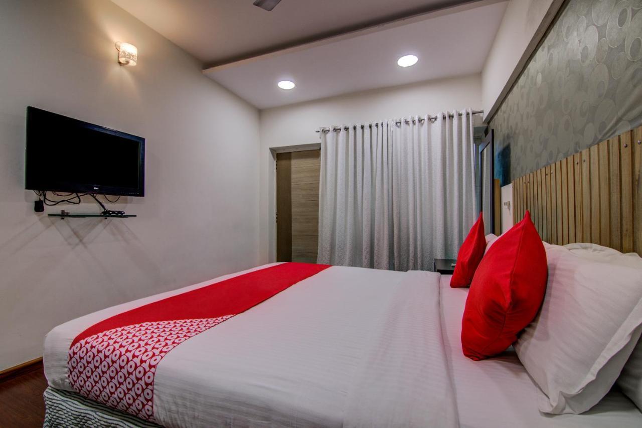 Oyo Hotel 55 Lawsons Bay Jalāripeta المظهر الخارجي الصورة